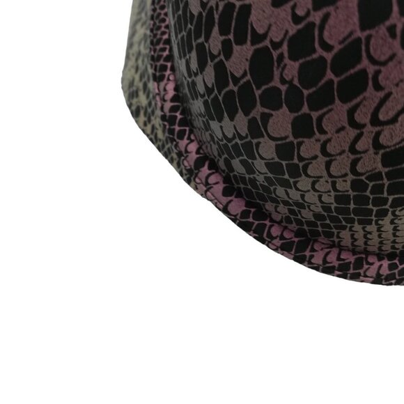 Victorias Secret Lined Demi Snakeskin Black Bra Size 36B Metallic Rubbery - Picture 7 of 7